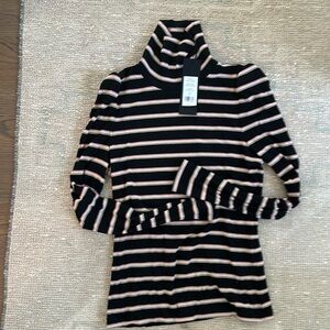 NWT Veronica Beard striped puff-sleeve turtleneck